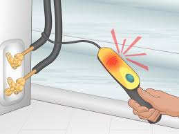 How Do Professionals Detect And Fix HVAC Leaks?